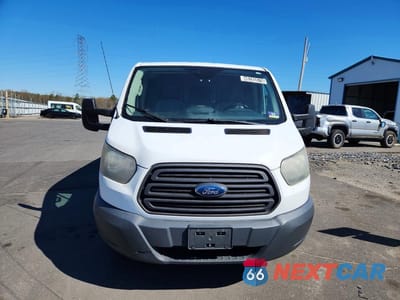 Piąte zdjęcie samochodu w środku: 2016 FORD TRANSIT T-150 VIN:1FTYE1YM7GKA19614 - miniatura