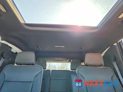 Zdjęcie 10 z 13 samochodu: 2022 GMC YUKON SLT VIN:1GKS2BKD1NR121853 - miniatura