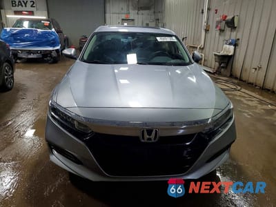 Piąte zdjęcie samochodu w środku: 2018 HONDA ACCORD EX VIN:1HGCV1F43JA173524 - miniatura