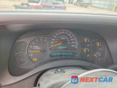 Zdjęcie 9 z 12 samochodu: 2003 GMC NEW SIERRA K1500 VIN:2GTEK19T731204550 - miniatura