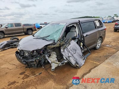 2017 TOYOTA SIENNA L 7-PASSENGER 5TDZZ3DC8HS790580 - główne zdjęcie licytacji z USA - miniatura