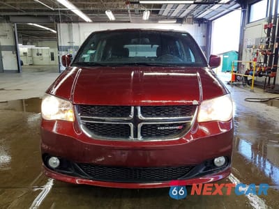 Piąte zdjęcie samochodu w środku: 2019 DODGE GRAND CARAVAN SXT VIN:2C4RDGCGXKR600255 - miniatura