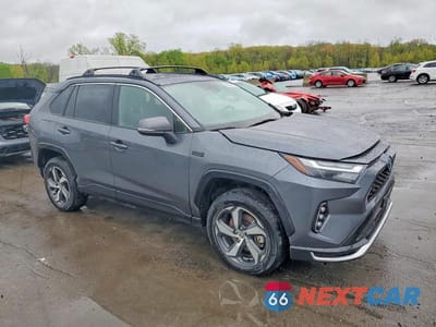 Czwarte zdjęcie samochodu z boku: 2024 TOYOTA RAV4 PRIME SE VIN:JTMAB3FV9RD176392 - miniatura
