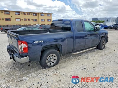 Trzecie zdjęcie samochodu z tyłu: 2010 CHEVROLET SILVERADO K1500 LT VIN:1GCSKSEA8AZ214831 - miniatura