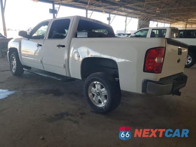 Drugie zdjęcie samochodu z przodu: 2008 CHEVROLET SILVERADO K1500 VIN:2GCEK13J681331997 - miniatura
