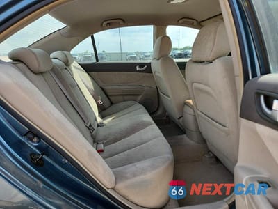 Zdjęcie 10 z 12 samochodu: 2006 HYUNDAI SONATA GL VIN:KMHET46C46A085221 - miniatura