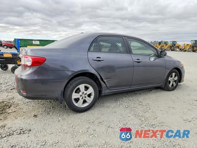 Trzecie zdjęcie samochodu z tyłu: 2011 TOYOTA COROLLA LE VIN:JTDBU4EE4B9164830 - miniatura