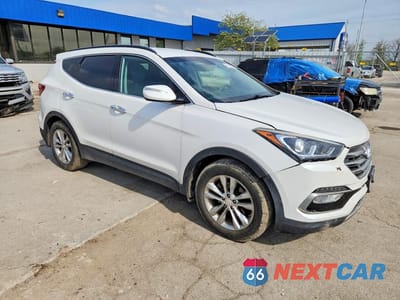 Czwarte zdjęcie samochodu z boku: 2017 HYUNDAI SANTA FE SPORT 2.0T VIN:5NMZUDLA8HH050390 - miniatura