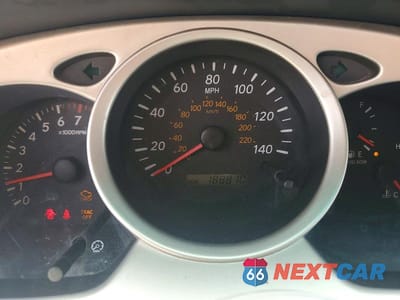 Zdjęcie 9 z 13 samochodu: 2004 TOYOTA HIGHLANDER BASE VIN:JTEGD21A040104575 - miniatura