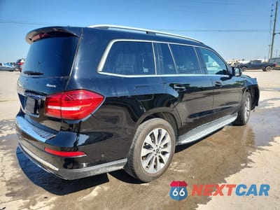 Trzecie zdjęcie samochodu z tyłu: 2018 MERCEDES-BENZ GLS 450 4MATIC VIN:4JGDF6EE7JB029486 - miniatura