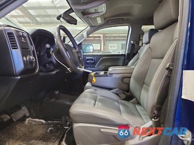 Zdjęcie 7 z 12 samochodu: 2017 CHEVROLET SILVERADO K1500 VIN:1GCVKNEC9HZ164693 - miniatura