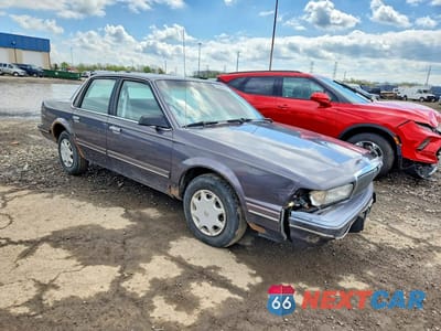 Czwarte zdjęcie samochodu z boku: 1994 BUICK CENTURY SPECIAL VIN:1G4AG5543R6496331 - miniatura