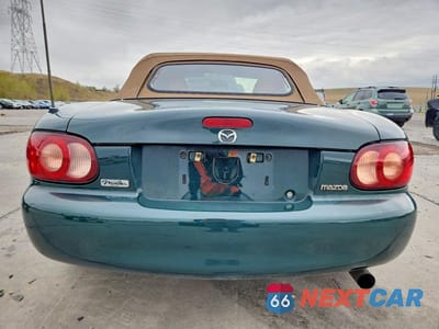 Zdjęcie 6 z 12 samochodu: 2001 MAZDA MX-5 MIATA BASE VIN:JM1NB353X10212233 - miniatura