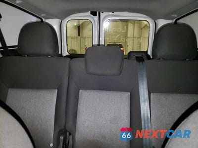 Zdjęcie 10 z 13 samochodu: 2016 RAM PROMASTER CITY SLT VIN:ZFBERFBT4G6C87197 - miniatura
