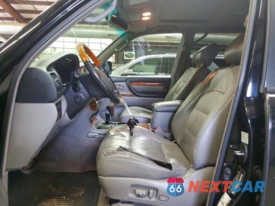 Zdjęcie 7 z 13 samochodu: 2006 LEXUS LX 470 VIN:JTJHT00W764015009 - miniatura