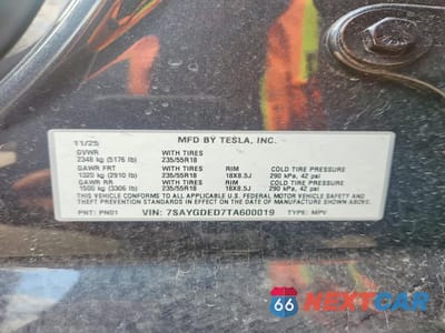 Zdjęcie 14 z 14 samochodu: 2026 TESLA MODEL Y VIN:7SAYGDED7TA600019 - miniatura