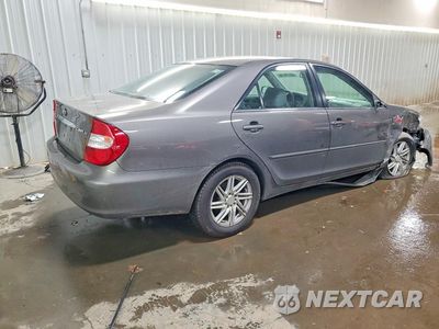 Trzecie zdjęcie samochodu z tyłu: 2003 TOYOTA CAMRY XLE V6 VIN:4T1BF30K93U545052 - miniatura