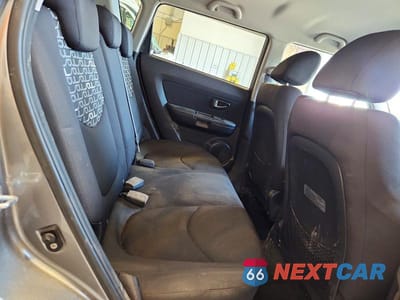 Zdjęcie 10 z 11 samochodu: 2010 KIA SOUL + VIN:KNDJT2A22A7192537 - miniatura