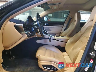 Zdjęcie 7 z 13 samochodu: 2018 PORSCHE PANAMERA 4 E-HYBRID VIN:WP0AE2A73JL128732 - miniatura