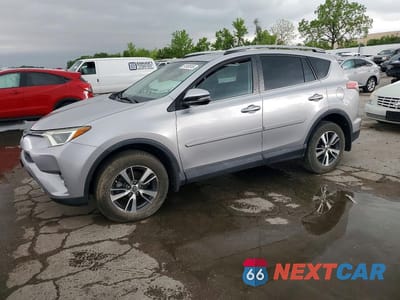 2017 TOYOTA RAV4 XLE 2T3RFREVXHW690698 - główne zdjęcie licytacji z USA - miniatura