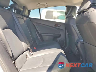Zdjęcie 10 z 12 samochodu: 2016 TOYOTA PRIUS FOUR VIN:JTDKARFU2G3023728 - miniatura