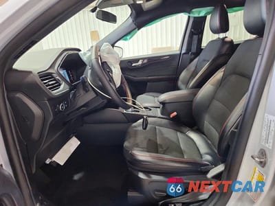 Zdjęcie 7 z 12 samochodu: 2025 FORD ESCAPE ST LINE SELECT VIN:1FMCU9NA3SUB03041 - miniatura