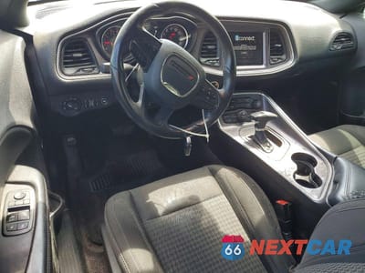 Zdjęcie 8 z 12 samochodu: 2017 DODGE CHALLENGER SXT VIN:2C3CDZAG7HH641031 - miniatura
