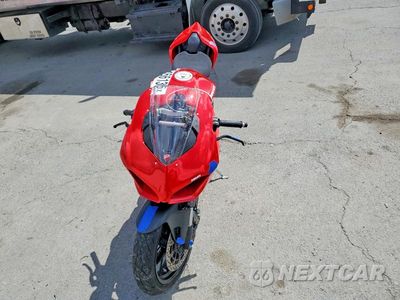 Piąte zdjęcie samochodu w środku: 2022 DUCATI PANIGALE V2 VIN:ZDMHAATW9NB007969 - miniatura