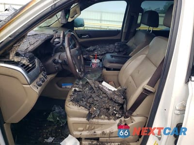 Zdjęcie 7 z 13 samochodu: 2017 CHEVROLET SUBURBAN K1500 LT VIN:1GNSKHKC6HR332550 - miniatura