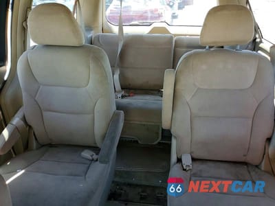 Zdjęcie 10 z 13 samochodu: 2005 HONDA ODYSSEY EX VIN:5FNRL38475B401285 - miniatura