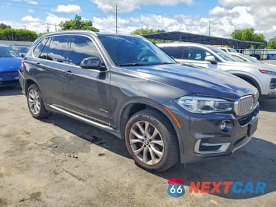 Czwarte zdjęcie samochodu z boku: 2018 BMW X5 XDRIVE35I VIN:5UXKR0C54J0Y00614 - miniatura