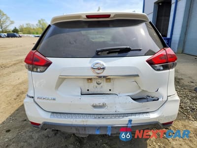 Zdjęcie 6 z 13 samochodu: 2018 NISSAN ROGUE SV VIN:KNMAT2MV7JP508178 - miniatura