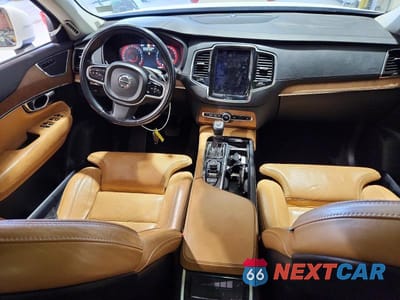 Zdjęcie 8 z 13 samochodu: 2016 VOLVO XC90 T6 VIN:YV4A22PL9G1073413 - miniatura