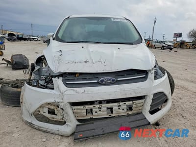 Piąte zdjęcie samochodu w środku: 2015 FORD ESCAPE SE VIN:1FMCU9G91FUB32255 - miniatura