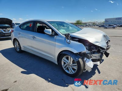 Czwarte zdjęcie samochodu z boku: 2020 HYUNDAI ELANTRA SEL VIN:5NPD84LF2LH530222 - miniatura