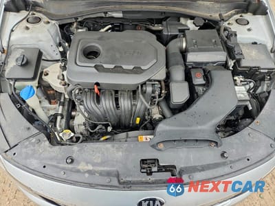 Zdjęcie 11 z 12 samochodu: 2019 KIA OPTIMA LX VIN:5XXGT4L31KG307956 - miniatura