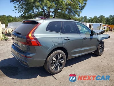 Trzecie zdjęcie samochodu z tyłu: 2026 VOLVO XC60 CORE VIN:YV4M12RJ3T1362809 - miniatura