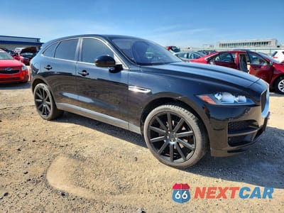 Czwarte zdjęcie samochodu z boku: 2017 JAGUAR F-PACE PREMIUM VIN:SADCJ2BV0HA047229 - miniatura