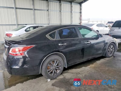 Trzecie zdjęcie samochodu z tyłu: 2015 NISSAN ALTIMA 2.5 S VIN:1N4AL3AP3FC182704 - miniatura