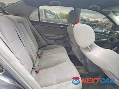Zdjęcie 10 z 12 samochodu: 2004 HONDA ACCORD LX VIN:1HGCM56384A134191 - miniatura