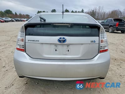 Zdjęcie 6 z 11 samochodu: 2010 TOYOTA PRIUS III VIN:JTDKN3DU9A0012495 - miniatura