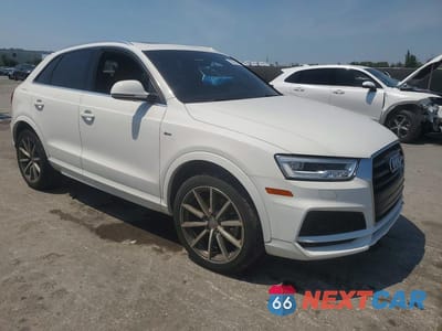 Czwarte zdjęcie samochodu z boku: 2018 AUDI Q3 PREMIUM PLUS VIN:WA1HCCFS2JR031133 - miniatura
