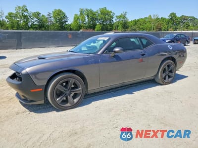 2019 DODGE CHALLENGER SXT 2C3CDZGG1KH752527 - główne zdjęcie licytacji z USA - miniatura