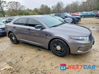 Czwarte zdjęcie samochodu z boku: 2018 FORD TAURUS POLICE INTERCEPTOR VIN:1FAHP2MKXJG140805 - miniatura
