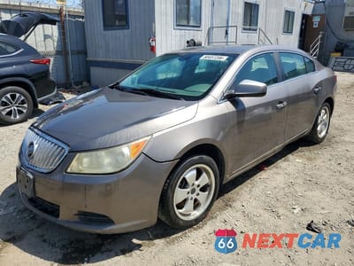2010 BUICK LACROSSE CX 1G4GB5EG8AF128248 - główne zdjęcie licytacji z USA - miniatura