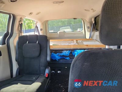 Zdjęcie 10 z 12 samochodu: 2016 DODGE GRAND CARAVAN SE VIN:2C4RDGBG2GR115133 - miniatura