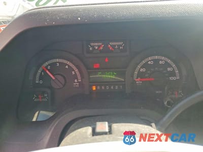 Zdjęcie 8 z 10 samochodu: 2018 FORD ECONOLINE E450 SUPER DUTY CUTAWAY VAN VIN:1FDFE4FS9JDC36258 - miniatura