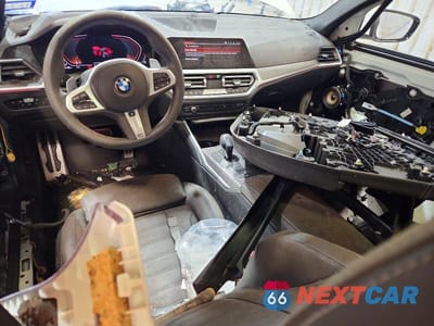 Zdjęcie 8 z 12 samochodu: 2019 BMW 330XI VIN:WBA5R7C52KAJ80636 - miniatura