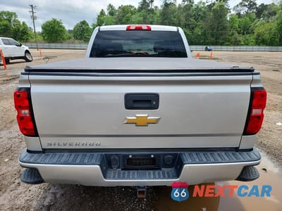Zdjęcie 6 z 12 samochodu: 2018 CHEVROLET SILVERADO C1500 CUSTOM VIN:3GCPCPEC1JG205728 - miniatura