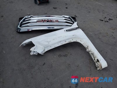 Zdjęcie 12 z 13 samochodu: 2021 GMC SIERRA C1500 SLE VIN:1GTR8BED3MZ203389 - miniatura